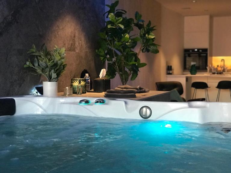 L’ODYSSÉE SPA - Chambres d'hôtes Seclin