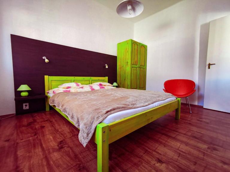 Apartment for 5 ppl at Lake Balaton - B&B Balatonfenyves