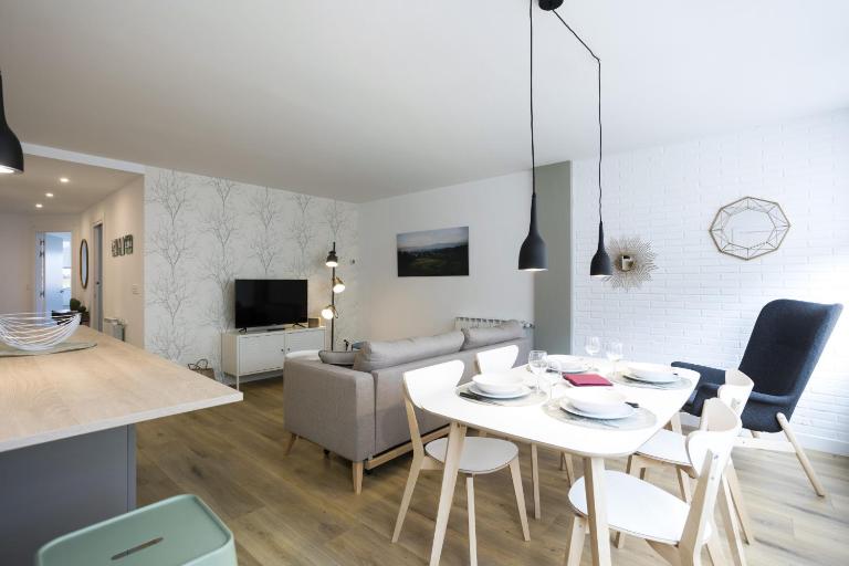 OLABIDE 2 by Smiling Rentals - B&B Fuenterrabía