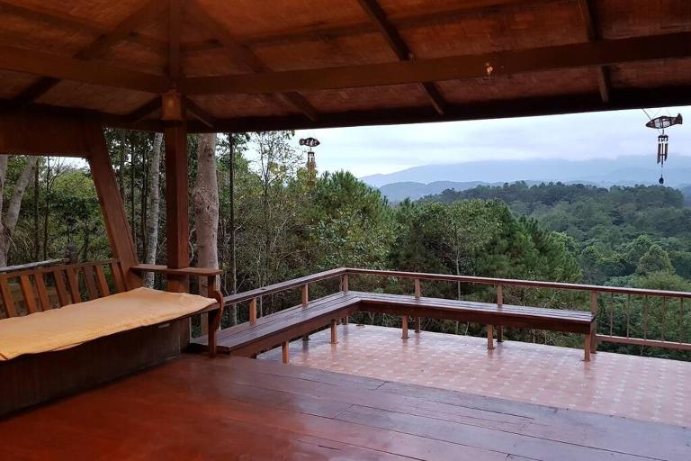 Greenleas, Cottage, Swimming Pool and Log Fire - Bed and Breakfast Mae Chan