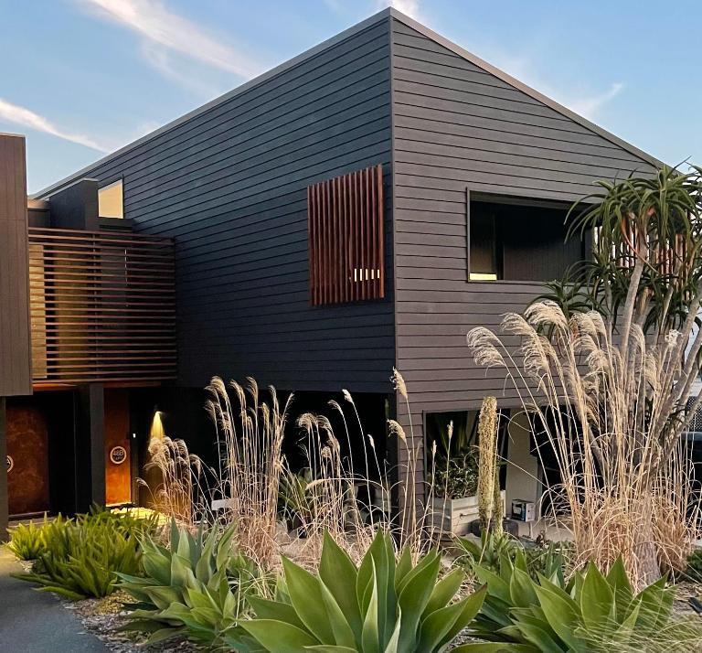 Hyams Beach House A - Brand new lux beach Oasis - B&B Hyams Beach