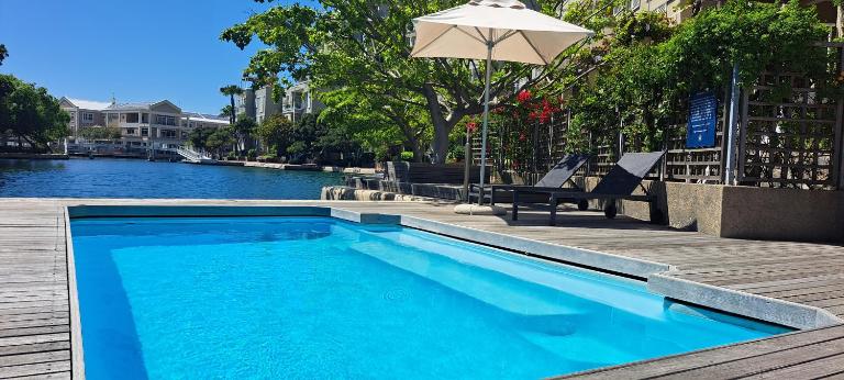 V&A Waterfront Marina Family Apartment 201 Altmore Cape Town - Bed and Breakfast Kaapstad