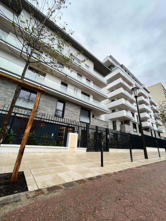 Superbe appartement de 51m2 à 10mn de Paris - B&B Boulogne-Billancourt