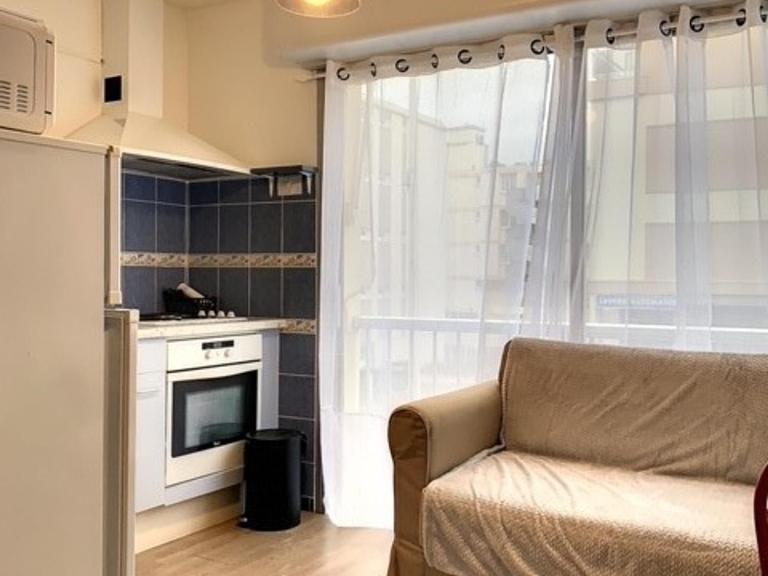 Studio Cosy Proche Thermes - Animaux Admis - FR-1-503-124 - B&B Balaruc-les-Bains