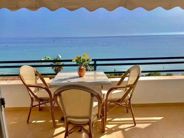 Corfu Dream Holidays Villas - B&B Glyfáda