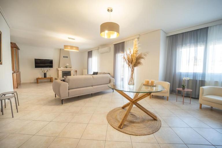 Alexandros Suite - B&B Tríkala