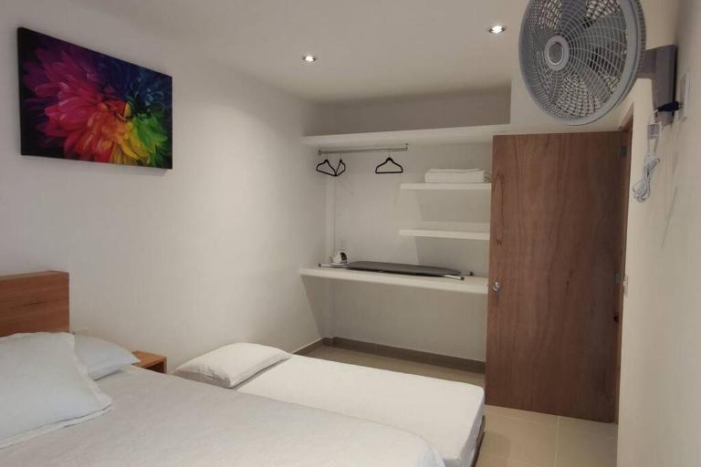 Morado Departamento 42 m2 CIVAC,NISSAN Y WALMART. - Chambres d'hôtes Jiutepec
