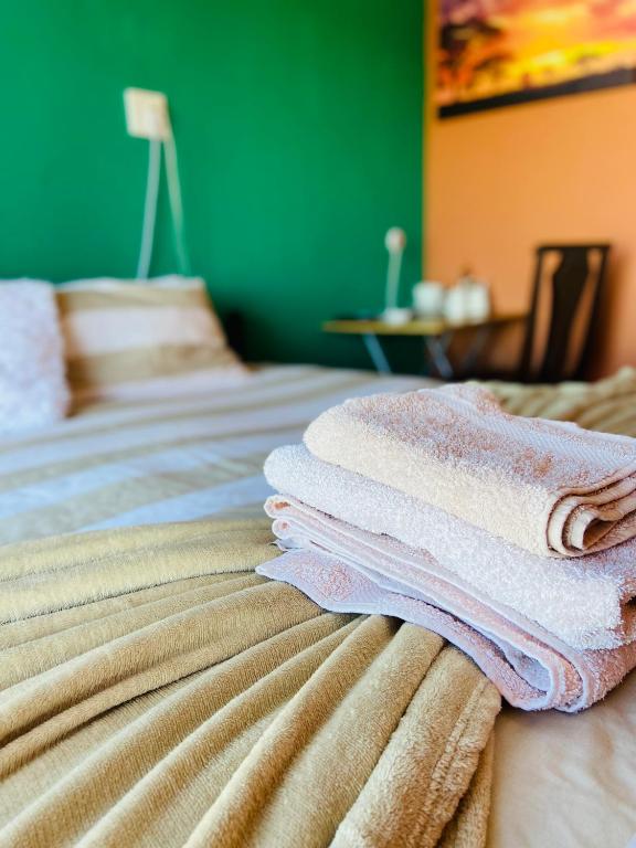 Village Stay Ngcamngeni - B&B Debe Nek
