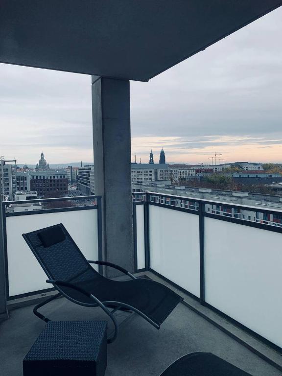 Apartment mit Penthouse Charakter in Dresden - B&B Dresda