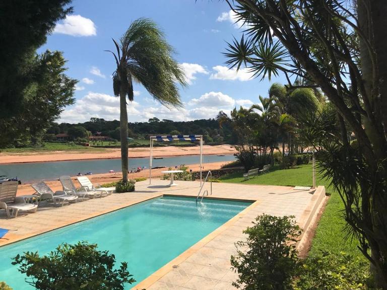 Casa de campo inteira de frente pra Represa Avaré - Bed and Breakfast Avaré