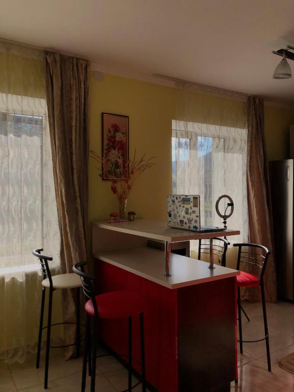Nadiira - B&B Slavs'ke