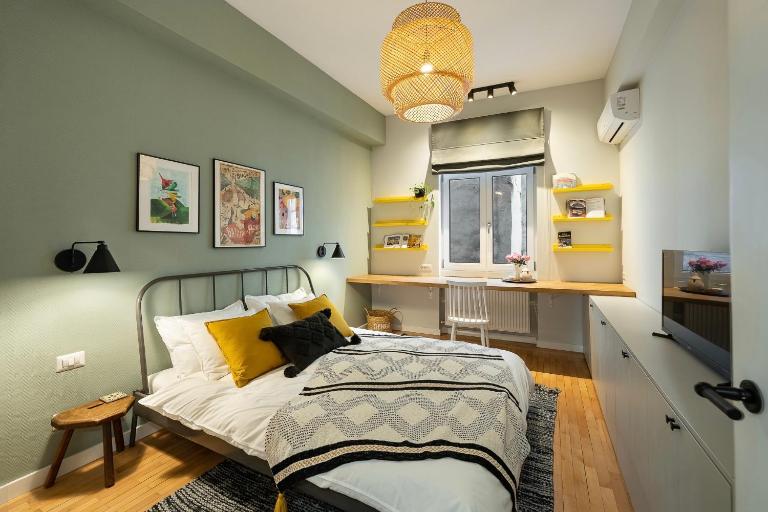 Bohemian Apartment in Old Town - Self Check-in - B&B Bucharest