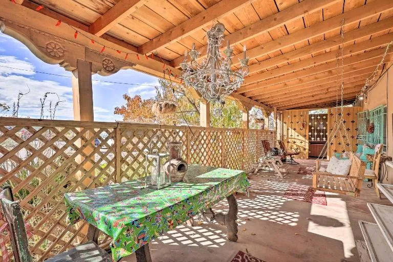 Idyllic Española Casita w/ Charcoal Grill - B&B Española