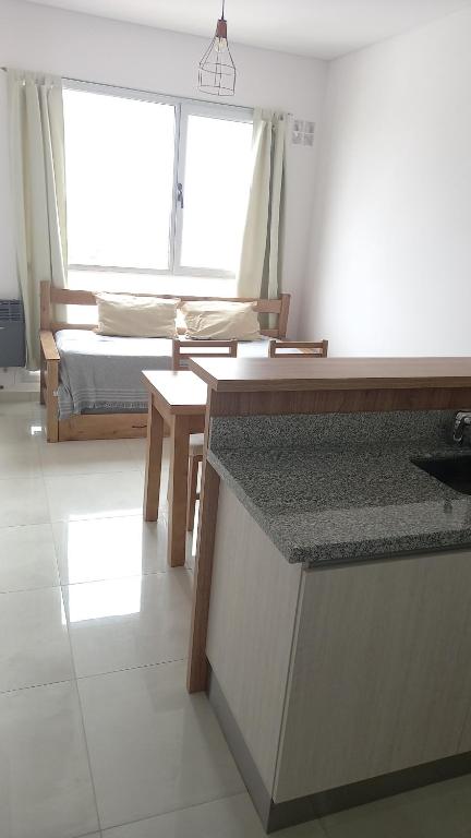 CENTRO NORTE ll a 400 mts del centro con cochera incluida - B&B Bahía Blanca