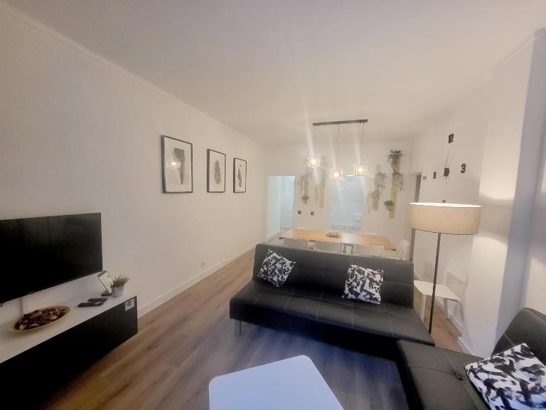 Albufeira Old Town T3 with Balcony - B&B Albufeira