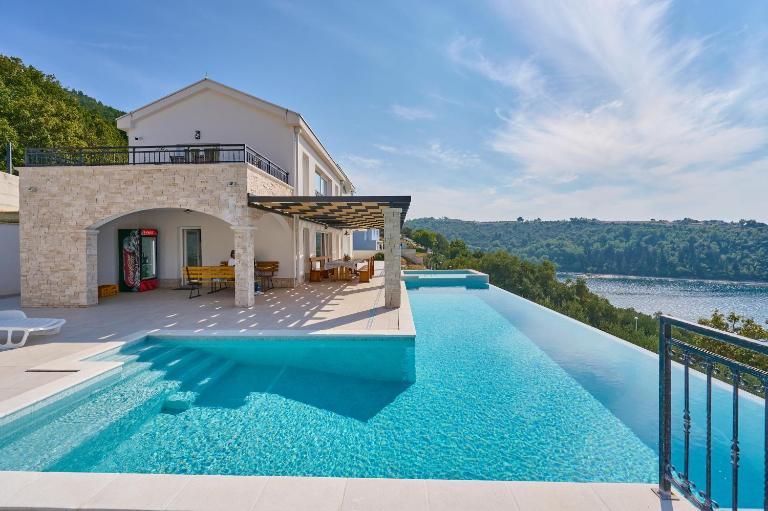 Villa Seaview - B&B Porto Tolero