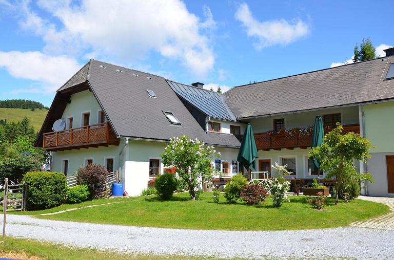 Pension Holzmeister - B&B Sankt Kathrein am Offenegg