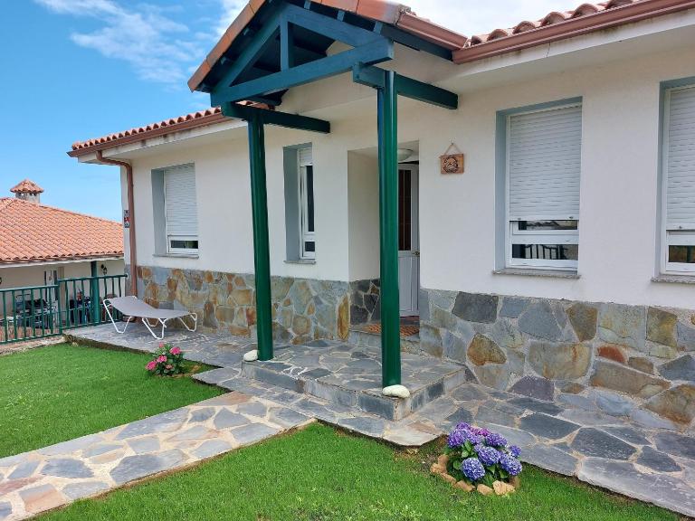 Gato Gordo - bike & surf house - B&B Cudillero