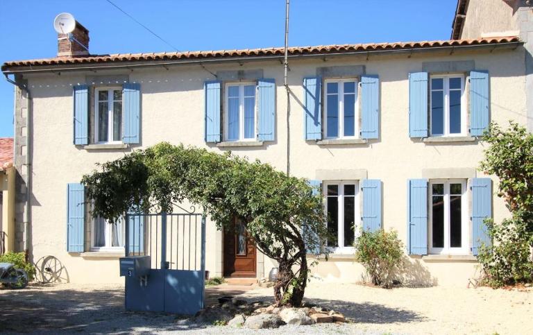 Gite des Roses, 30mins Puy du Fou - Bed and Breakfast Saint-Jouin-de-Milly
