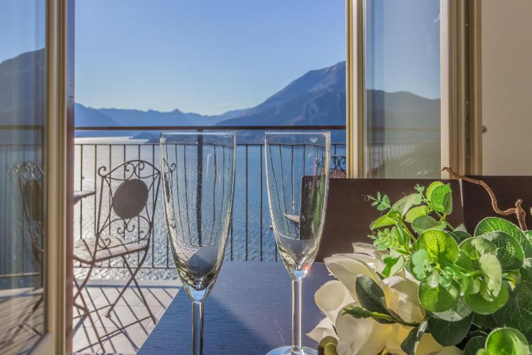 Casa Andrea Varenna - B&B Perledo