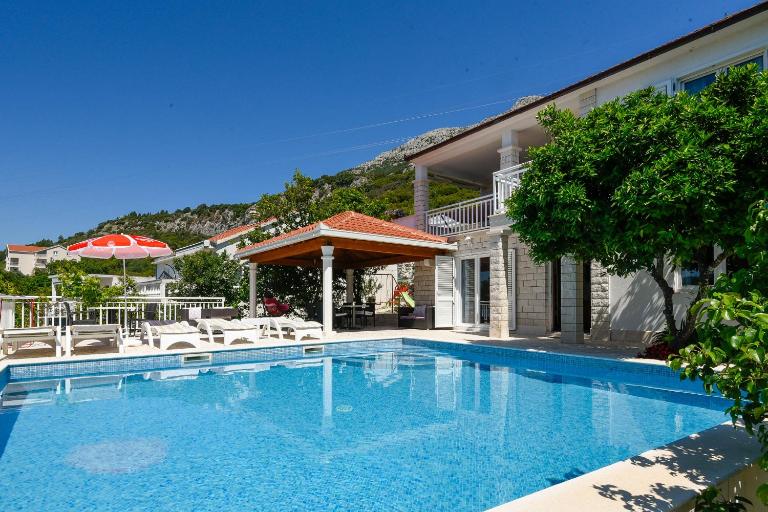 Holiday Villa Perna - Chambres d'hôtes Orebić