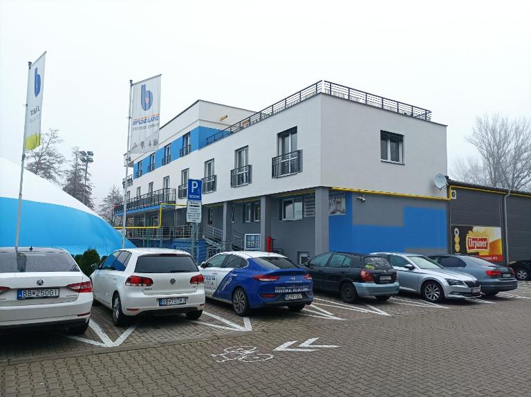 BASELINE športový areál & penzión - B&B Banská Bystrica