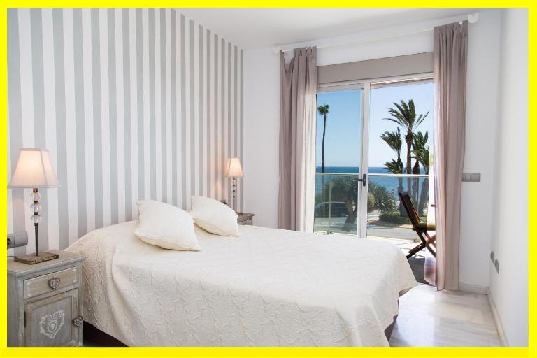 Victoria Port Javea - B&B Aduanas