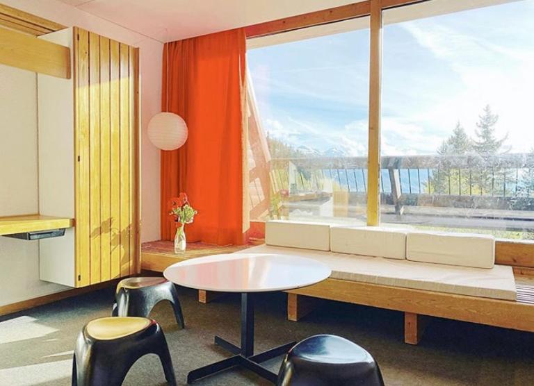 Arc 1600 - 2 pièces ouvert, 4 personnes, signé Charlotte Perriand - B&B Arc 1600
