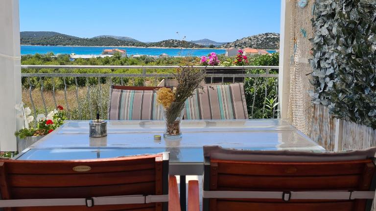 Apartmani Villa Lilliana - B&B Tribunj