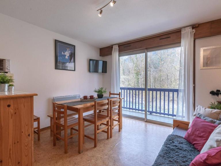 Appartement près télécabine, animaux admis, parking inclus pour 4 personnes à Vielle Aure - FR-1-296-206 - B&B Vielle-Aure