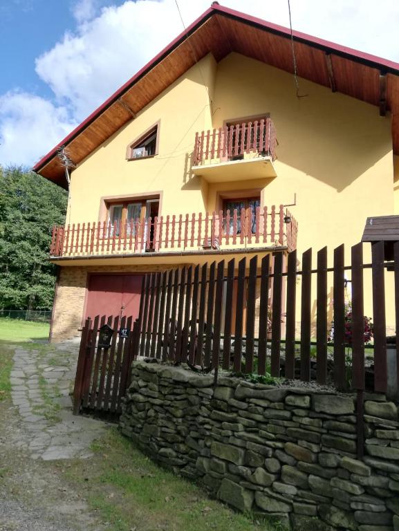 Apartament nad szumiącym potokiem - B&B Wilkowice