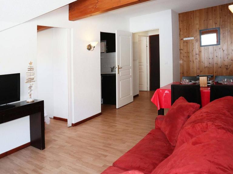 Appartement de standing avec piscine, sauna, hamman et wifi aux Orres 1800 - FR-1-322-44 - B&B Les Orres