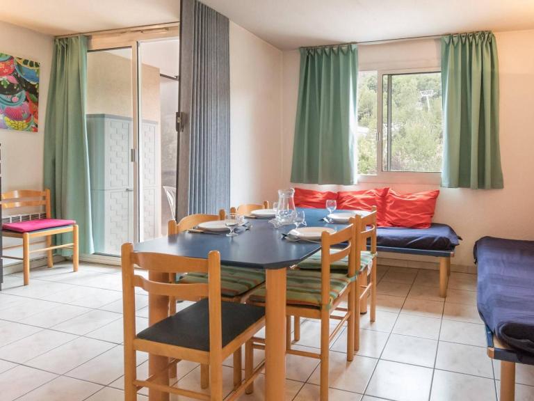 Charmant 2 pièces cabine avec balcon, proche télécabine et centre de Briançon - 4 pers. - FR-1-330C-24 - B&B Briançon