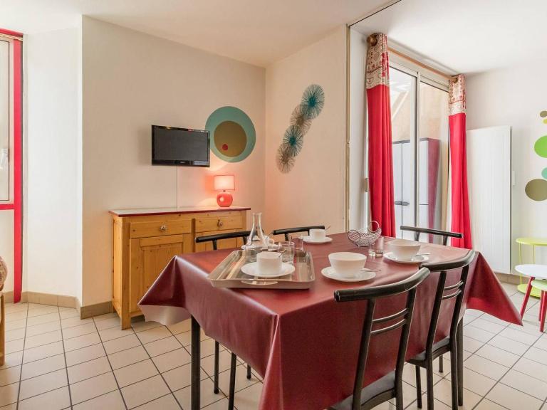 Appartement 2P, balcon sud, proche Prorel et centre, 4-6 pers., ski, 2 étoiles, Briançon - FR-1-330C-13 - B&B Briançon