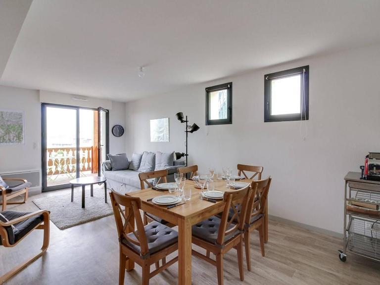 Appartement pour 8, 2 chambres, centre station, 3ème étage, sécurisé, casier à ski - FR-1-404-74 - B&B La Mongie