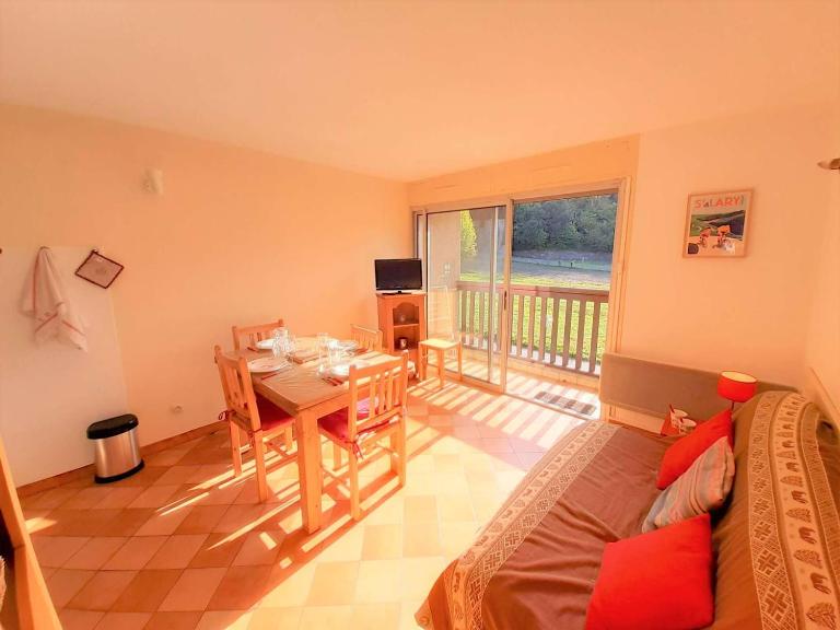 Charmant T2 à Saint-Lary-Soulan avec balcon, parking, et casier à skis - FR-1-457-269 - B&B Saint-Lary-Soulan
