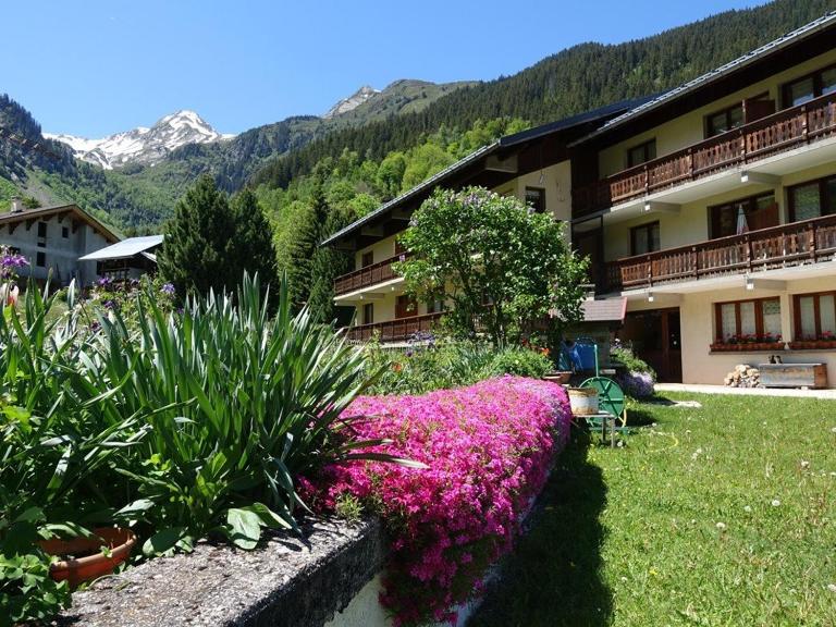 Grand appartement familial au pied des pistes pour 8 personnes - FR-1-342-150 - B&B Arêches