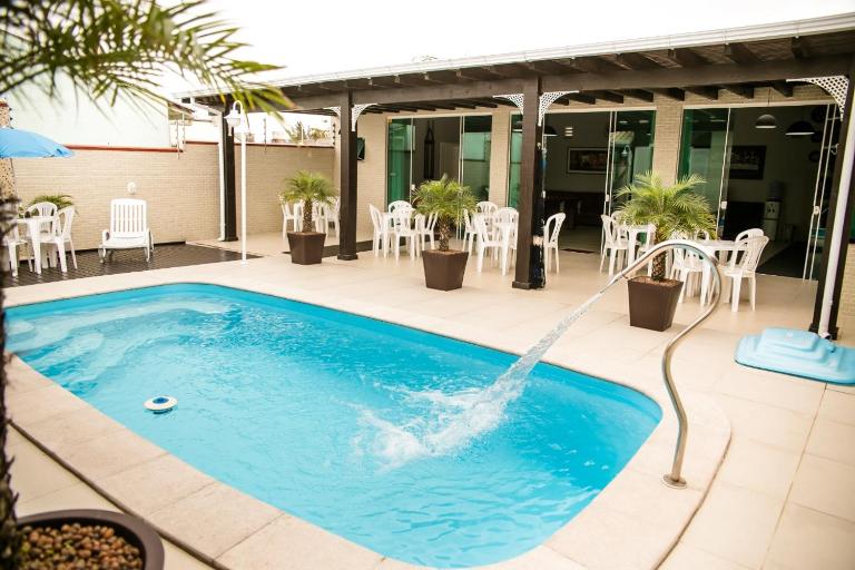 Casa top! Piscina, sinuca, 350 mts do mar - B&B Palhoça