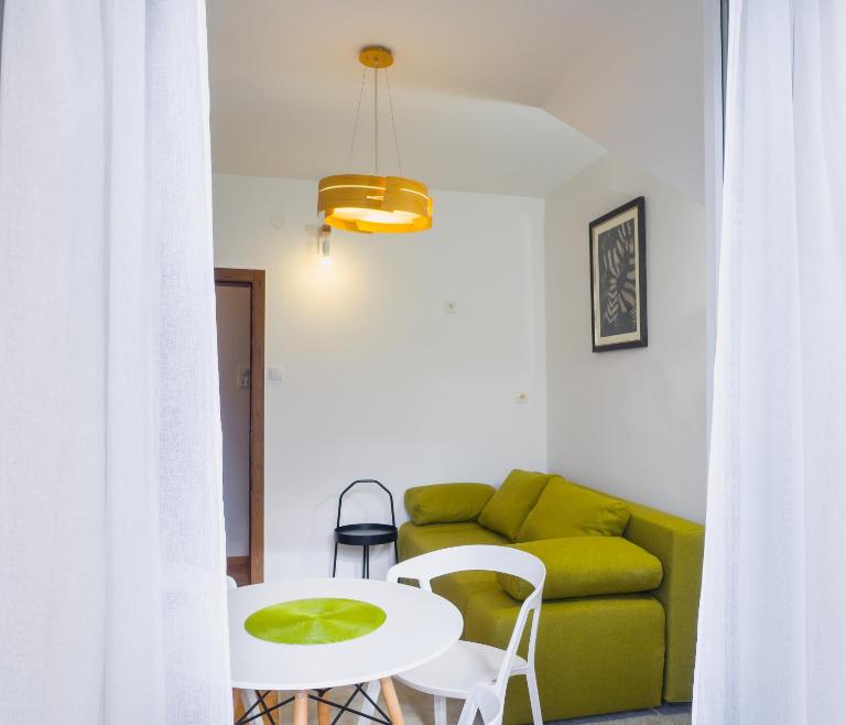 Apartment NEO 2 - Ferienwohnung Novi Sad
