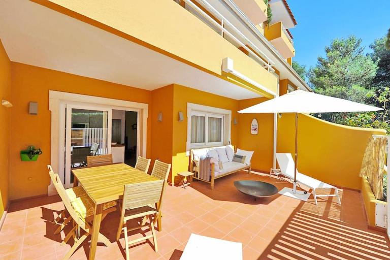 Tropical Pool View Cascais - Checkinhome - Bed and Breakfast Cascais