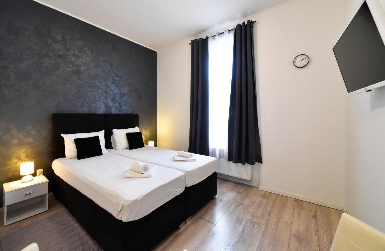 Virtus Apartments and Rooms with Free Private Parking - Chambres d'hôtes Zagreb