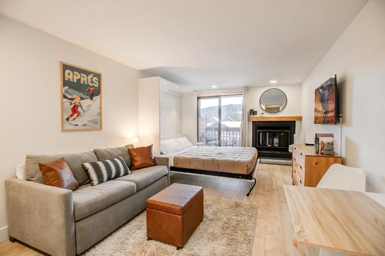 Cedar Lodge Royal Studio Condo: Downtown Frisco - Ferienwohnung Frisco