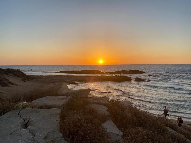 Sunset and sea view, wifi and more - Bed and Breakfast Ashkelon
