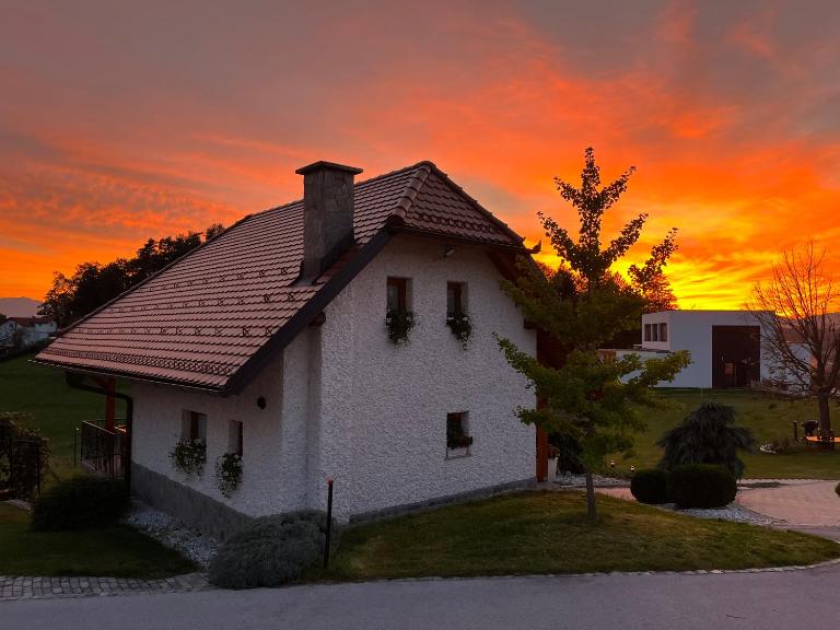 Holiday Home Dobrotin - B&B Vojnik