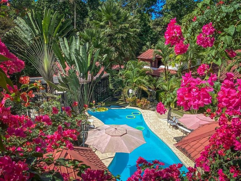 The Scarlet Villas - B&B Ojochal