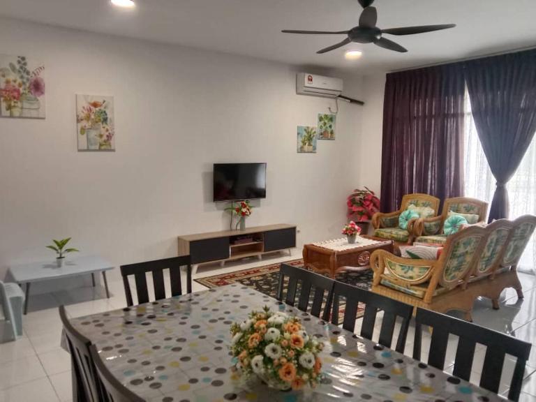AWANA HOMESTAY - Ferienwohnung Sungai Petani