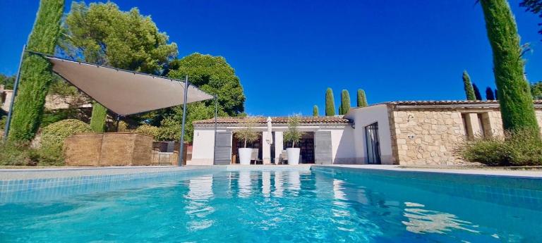 LASUITE Domaine Bertuli, heated Pool, Aircon - Chambres d'hôtes Oppède le Vieux