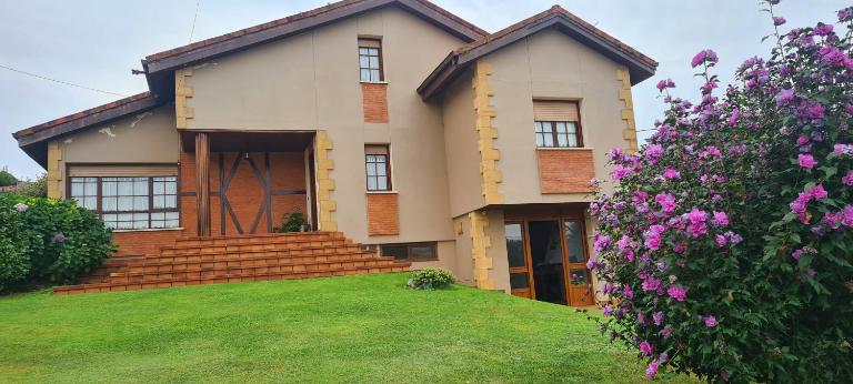 Las Parientucas - B&B Novales