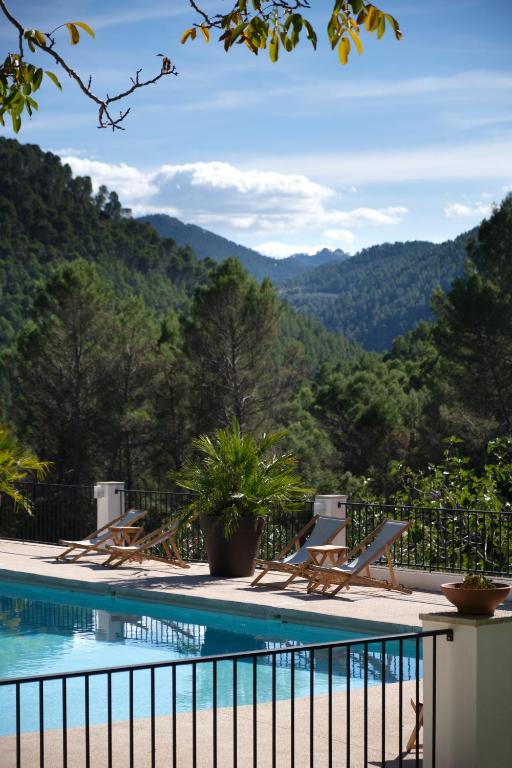 Apartamentos Cortijo Peñardera - B&B Siles