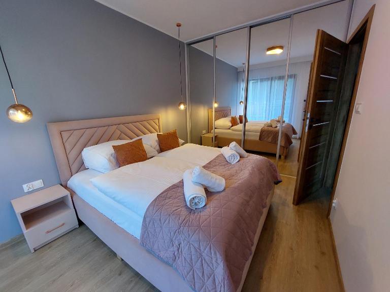 Apartament przy stoku Trójkąty i Kwadraty Karpatia Resort - Bed and Breakfast Karpacz